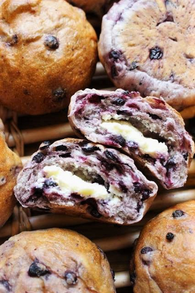 ブルーベリーパン(クリームチーズ入り) | レシピ・作り方 | 【cotta