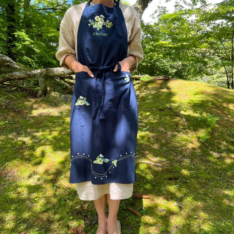 手刺繍エプロン