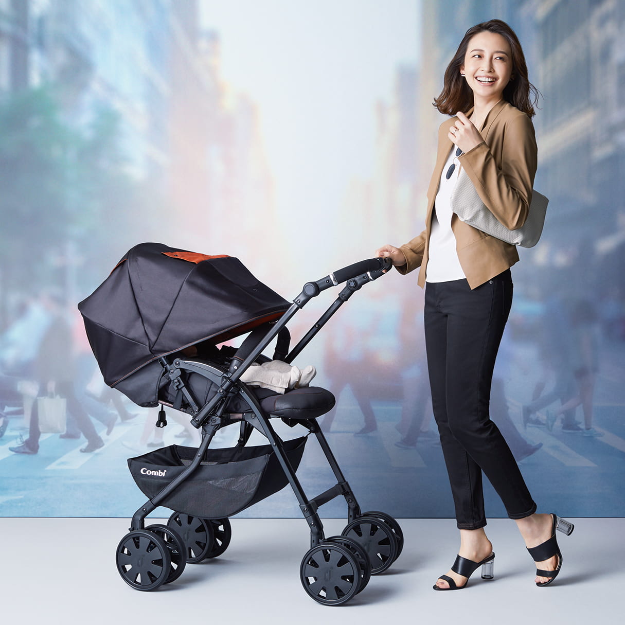 コンビ ホワイトレーベル クロスゴー 4キャス エッグショック UJ