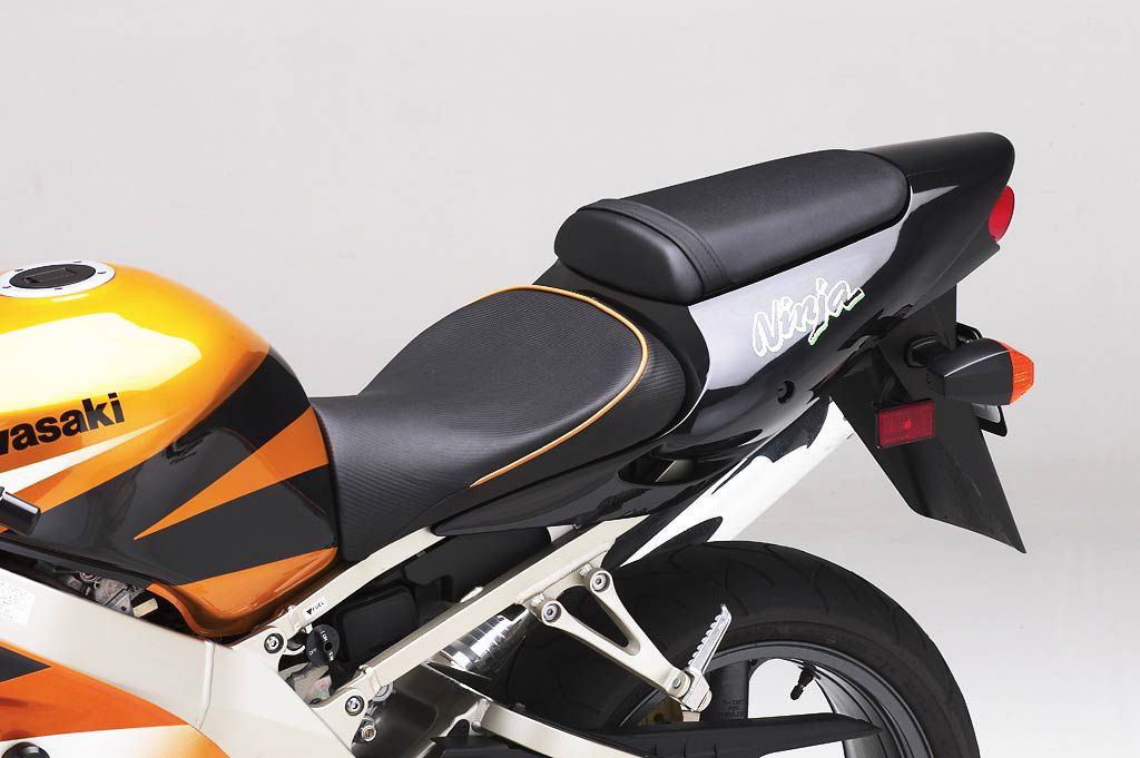 Corbin Motorcycle Seats & Accessories | Kawasaki Ninja 900 ZX-9R