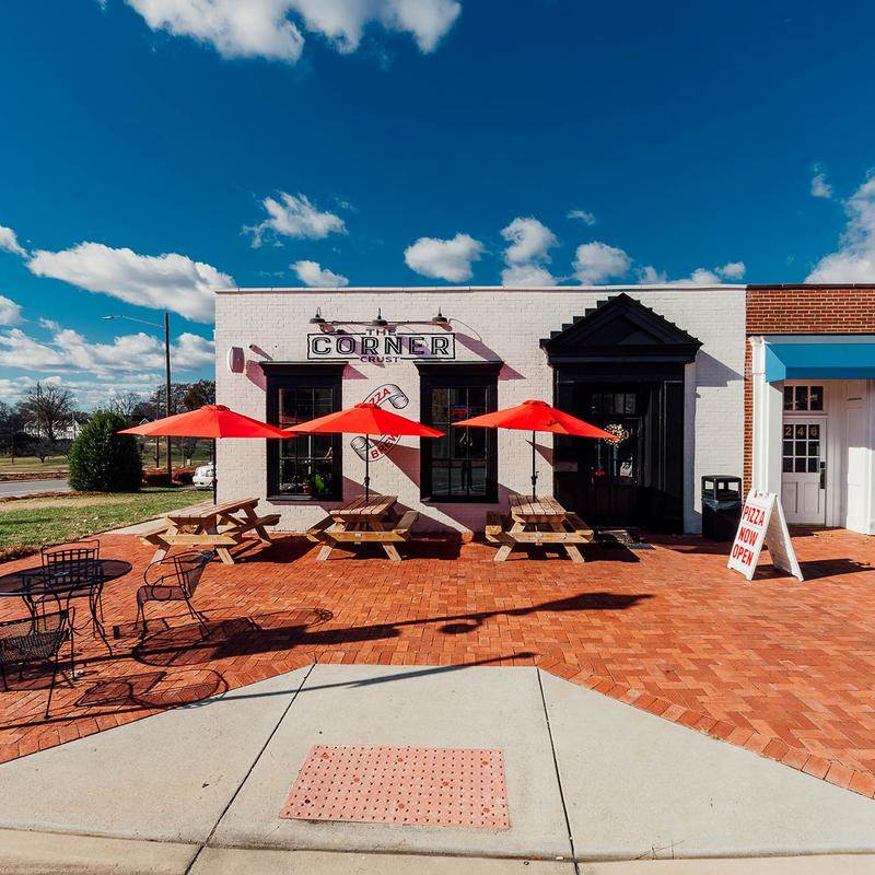 Best Pizza in Kannapolis & Cornelius, NC | The Corner Crust