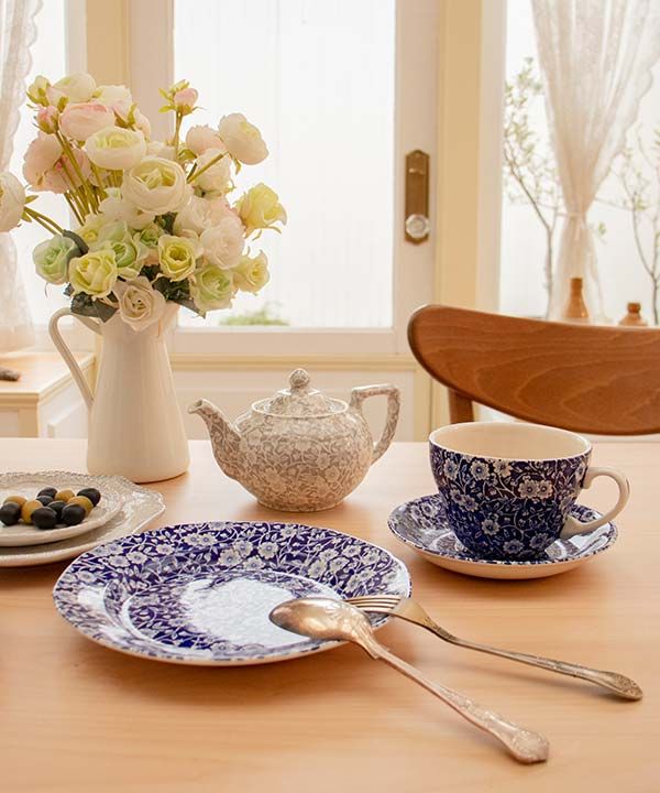 Fromイギリス】バーレイ プレート21．5cm(ｸﾞﾚｲｷｬﾘｺ): 『欧州航路』