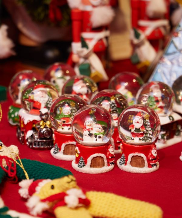 サンタハウススノードーム(FRIENDS SNOWMAN): 『欧州航路』