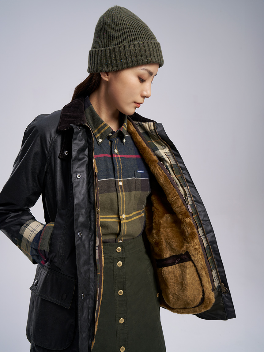 Barbour ビデイルのフロントジップ ファー ライナー ベストを買って