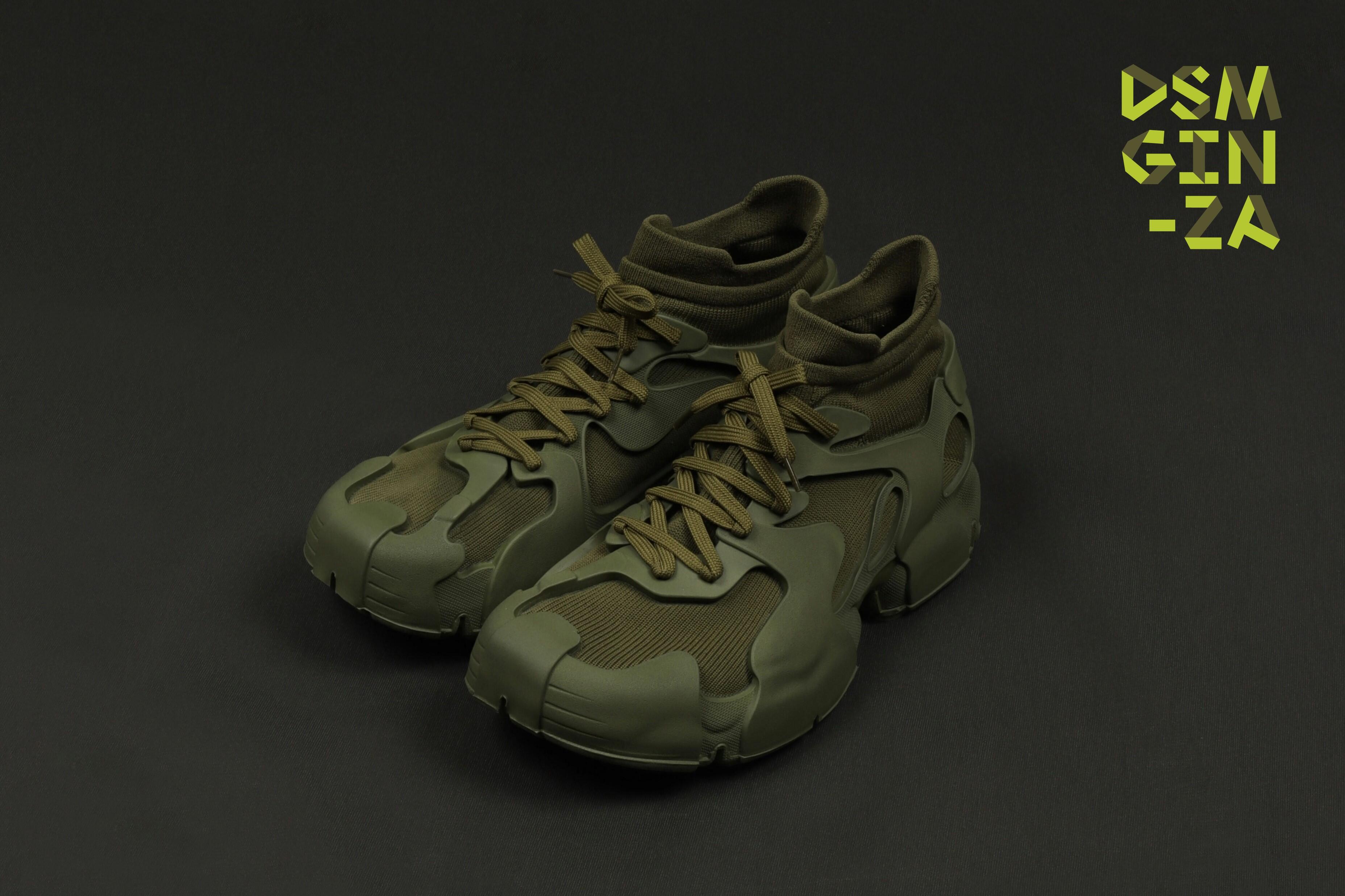 【未使用に近い】CAMPERLABラバーミュール 緑〈定価81,400円〉 CAMPERLAB カンペールラボ - 601 | 京都ウィメンズセレクトショップ