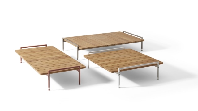 583 ESOSOFT COFFEE TABLE OUTDOOR（エゾゾフト コーヒーテーブル