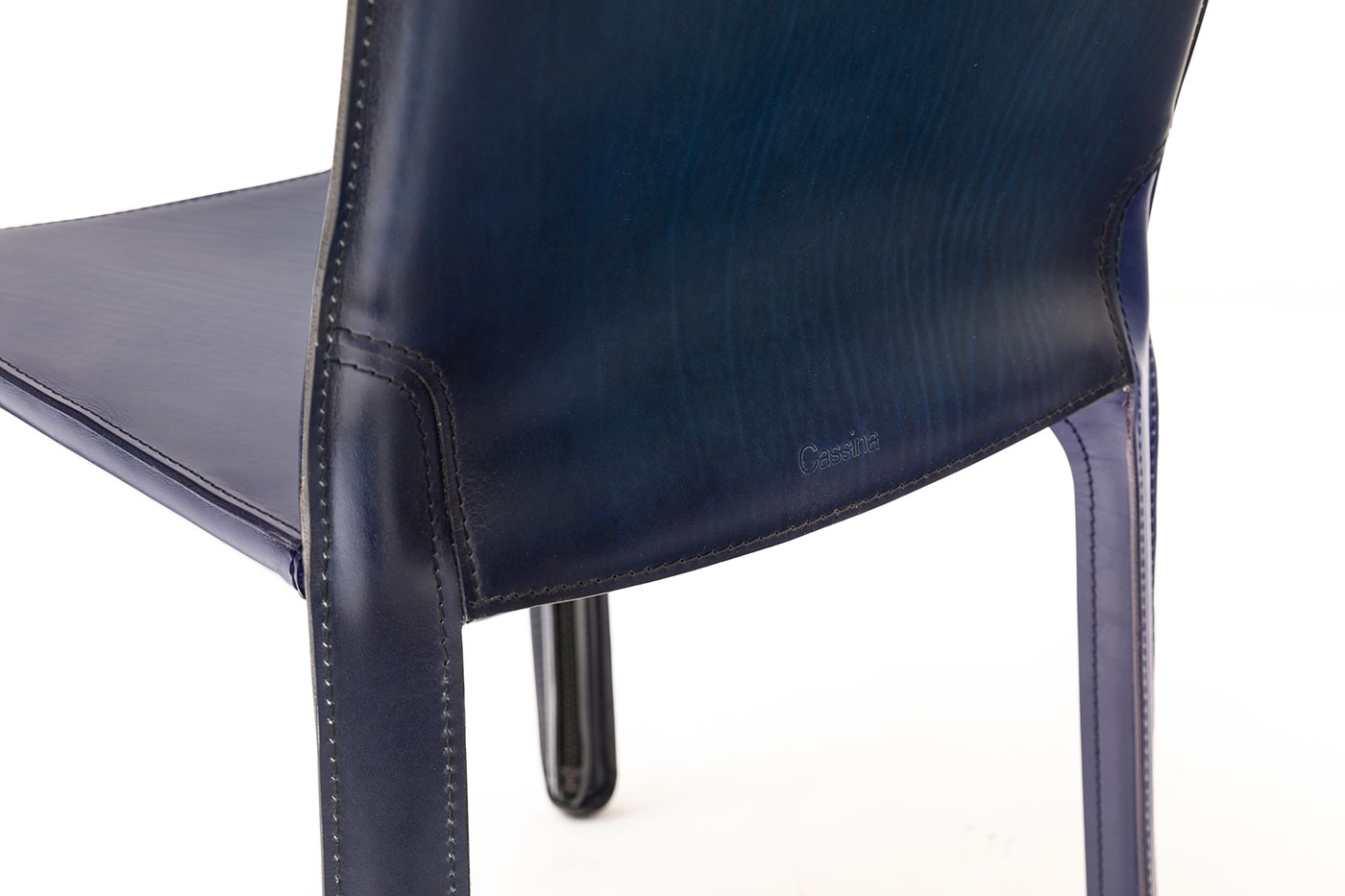 412 CAB（キャブ アームレスチェア） Cassina | カッシーナ・イクスシー