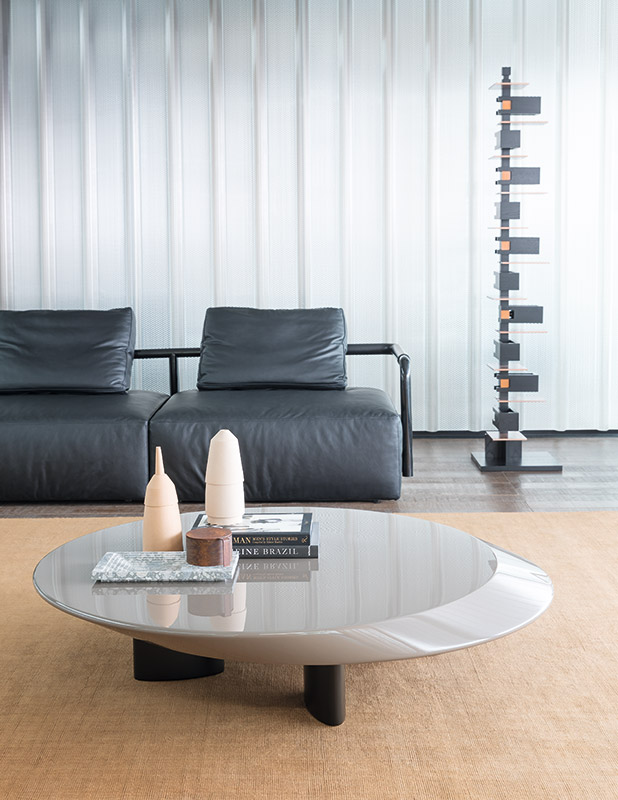 520 ACCORDO（アコルド ローテーブル） Cassina | カッシーナ・イクスシー