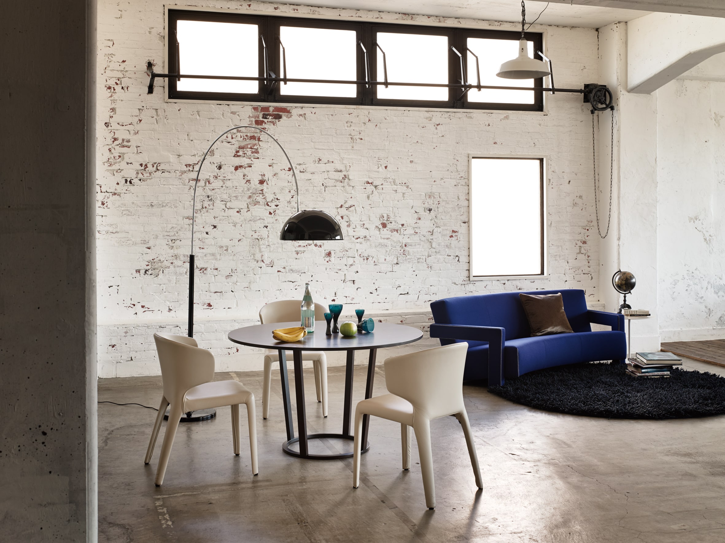 IXC(イクスシー）CENAチェーナ テーブル|カッシーナ・イクスシー 公式