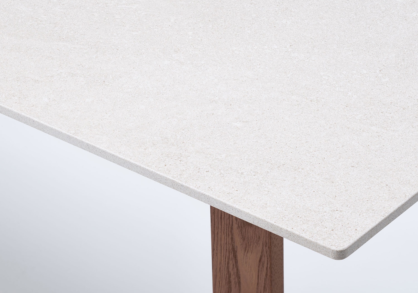 IXC(イクスシー）RIMリム テーブル|カッシーナ・イクスシー 公式