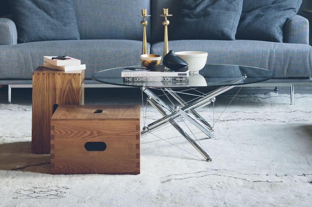 Cassina（カッシーナ）LC14MAISON DU BRESILスツール|カッシーナ