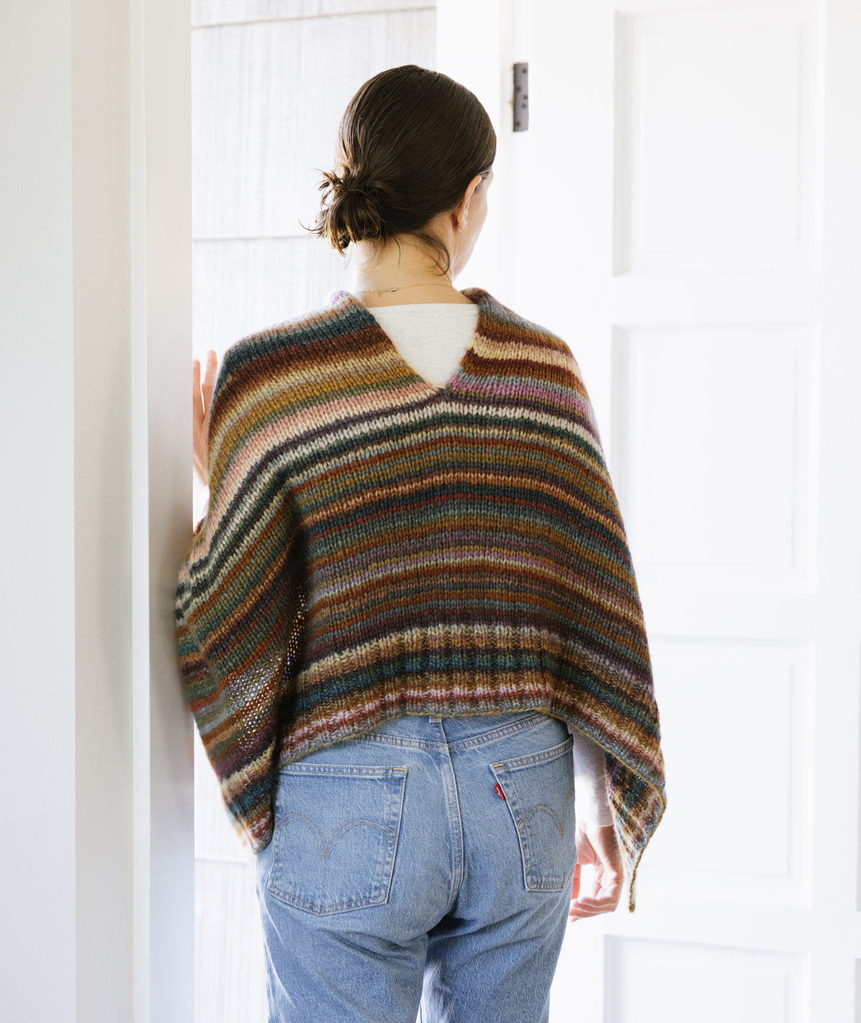 Chunky Seamless Poncho Using Lang Cloud – Churchmouse Yarns & Teas