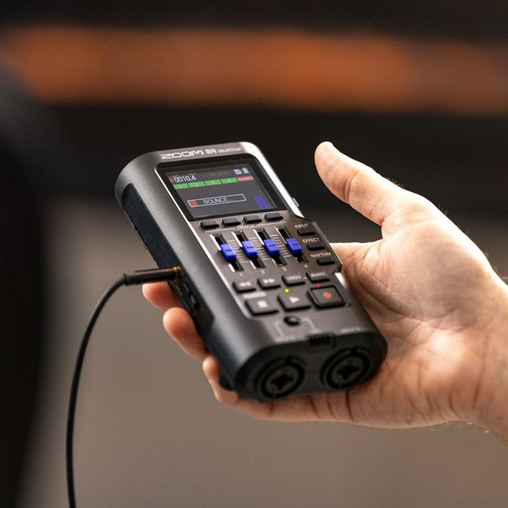 ZOOM ズーム R4 MultiTrak 32bit フロート・オーディオ対応 ポータブル