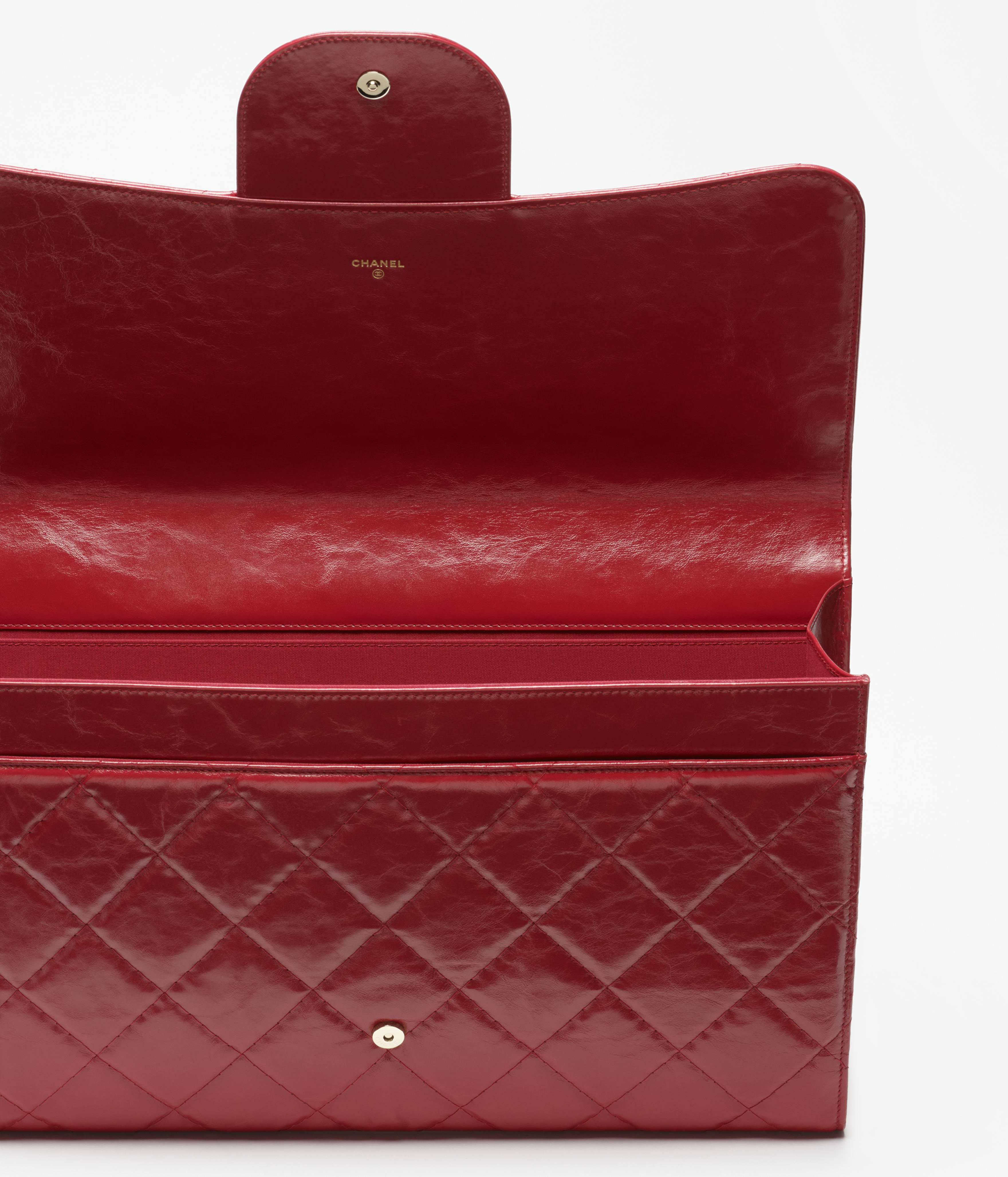 ラージ クラッチ バッグ - シャイニー クランプル カーフスキン