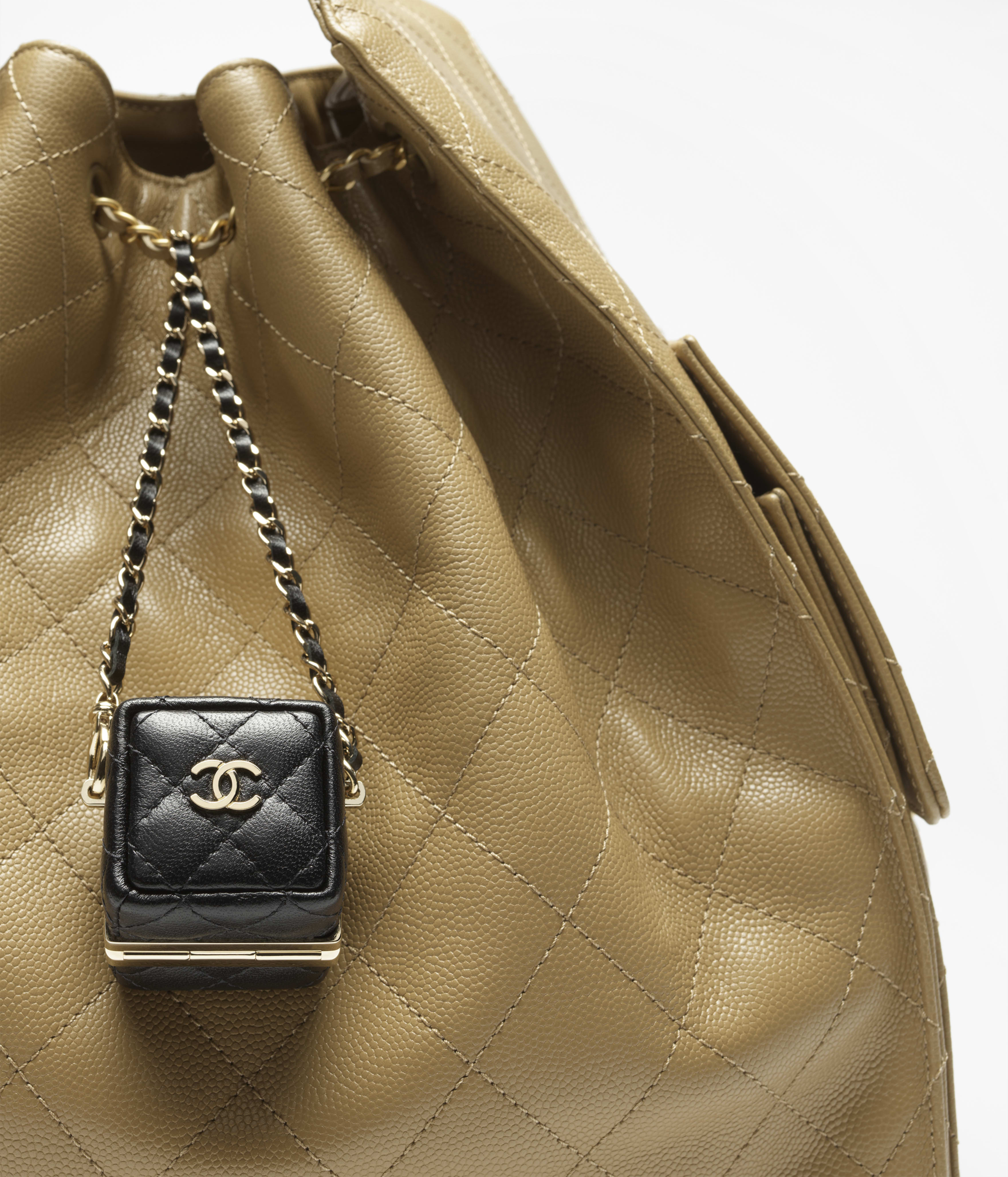 ミニ バッグ チャーム - ラムスキン、ブラック — ファッション