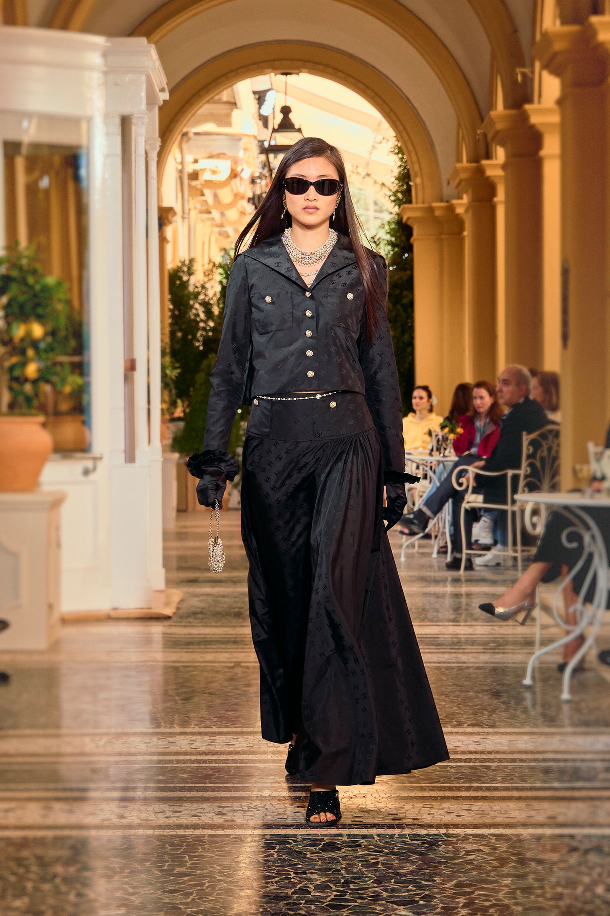 ロング スカート - シルク タフタ、ブラック — ファッション | CHANEL