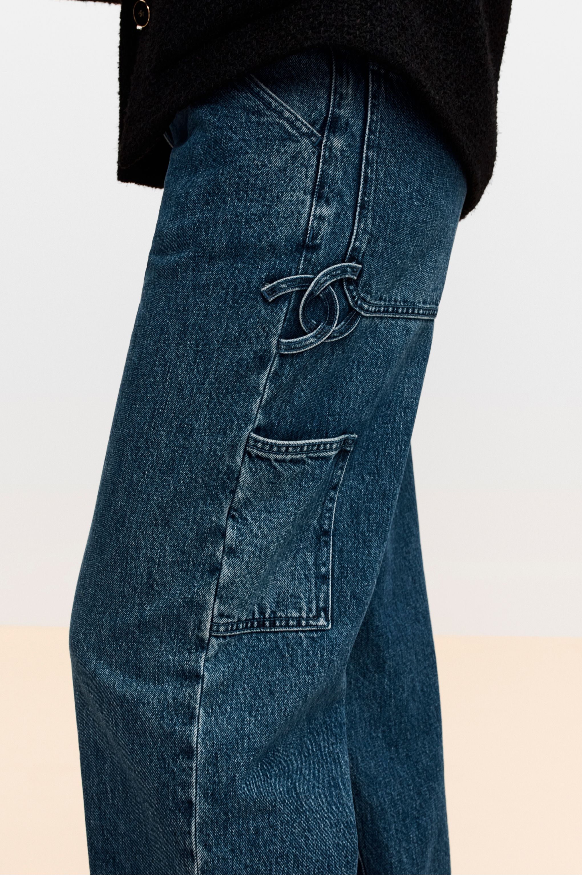 ジーンズ - ウォッシュド デニム、ブルー — ファッション | CHANEL