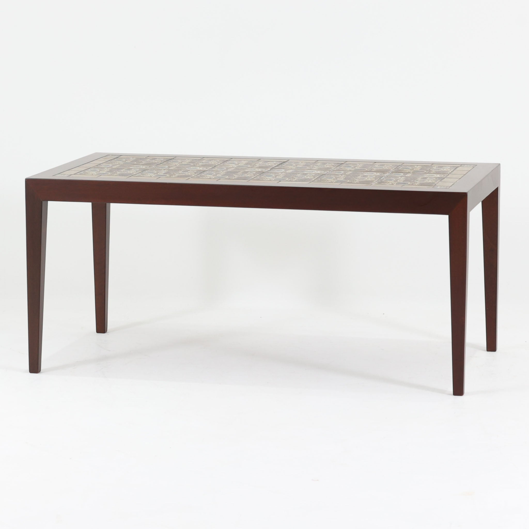 北欧ビンテージ家具センターテーブル | 繊細な美しさと機能性が共存