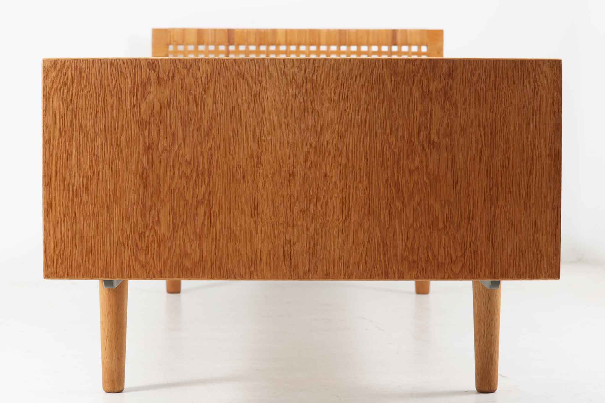 Hans J.Wegner（ハンス・J・ウェグナー） シングルベッドフレーム