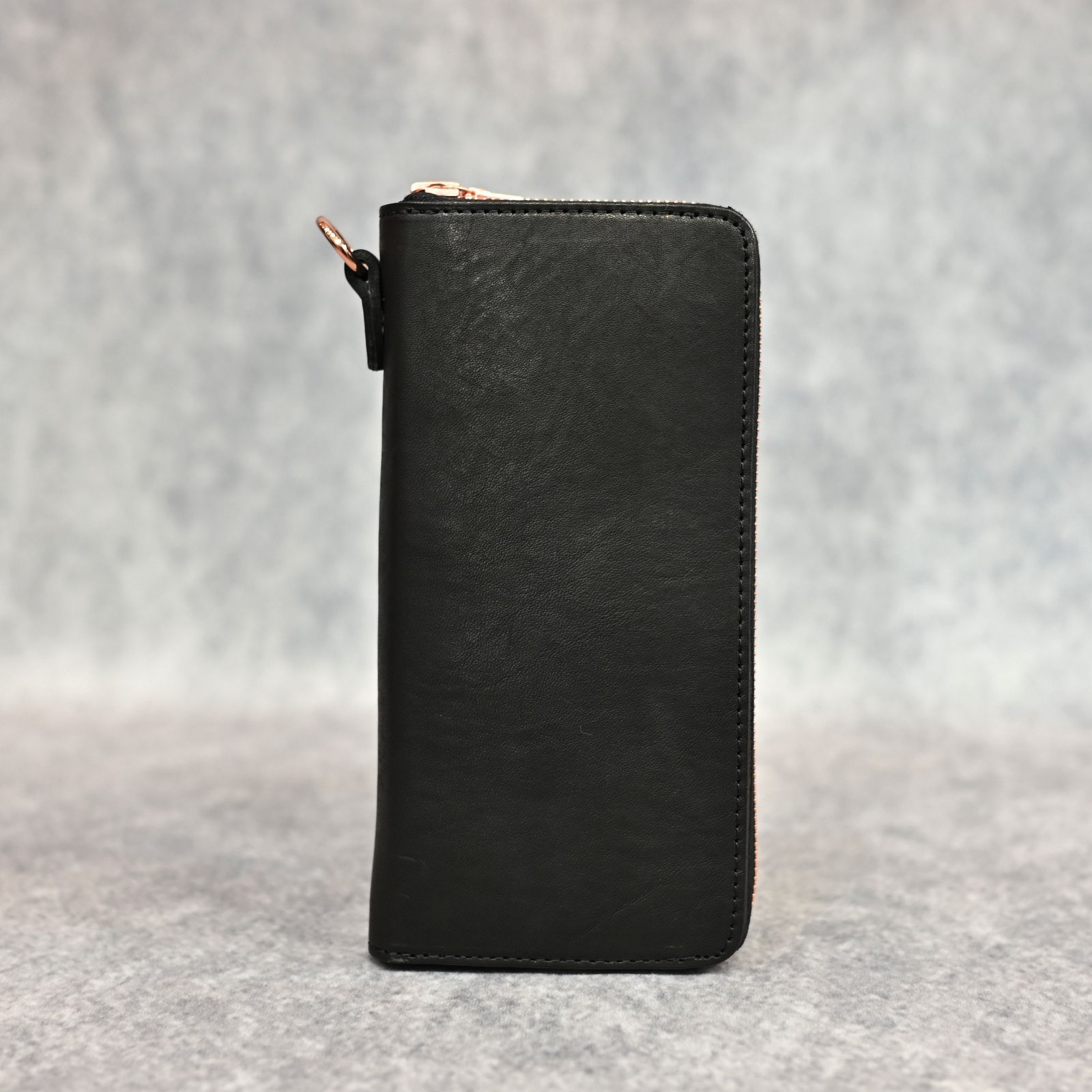 ISAMU KATAYAMA BACKLASH - ダブルショルダー製品染め ラウンド