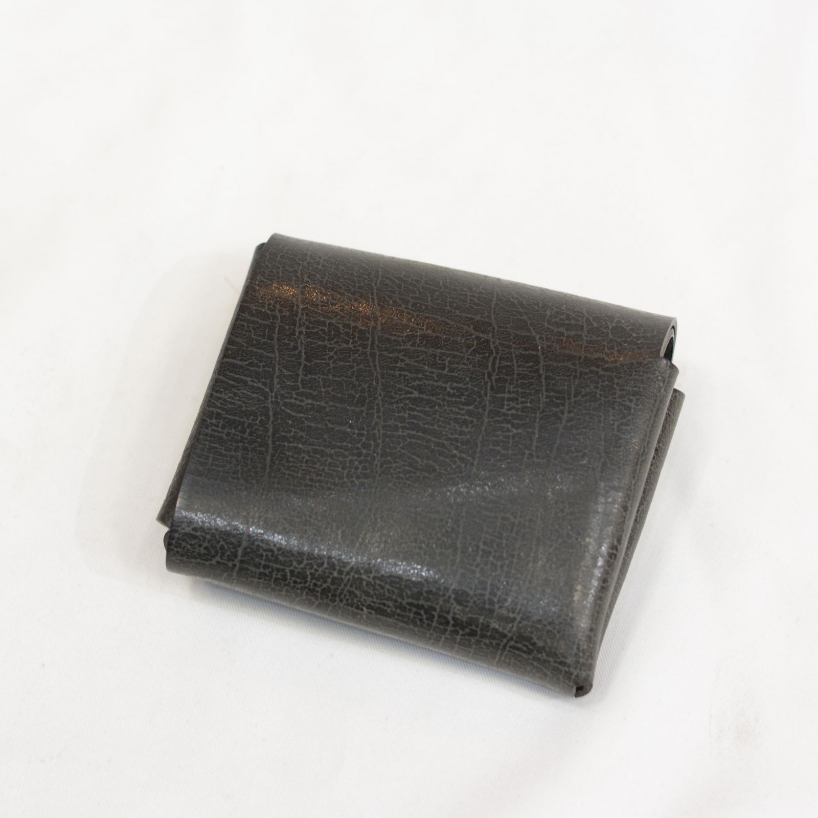 ISAMU KATAYAMA BACKLASH - GUIDIコードバン 二つ折りウォレット