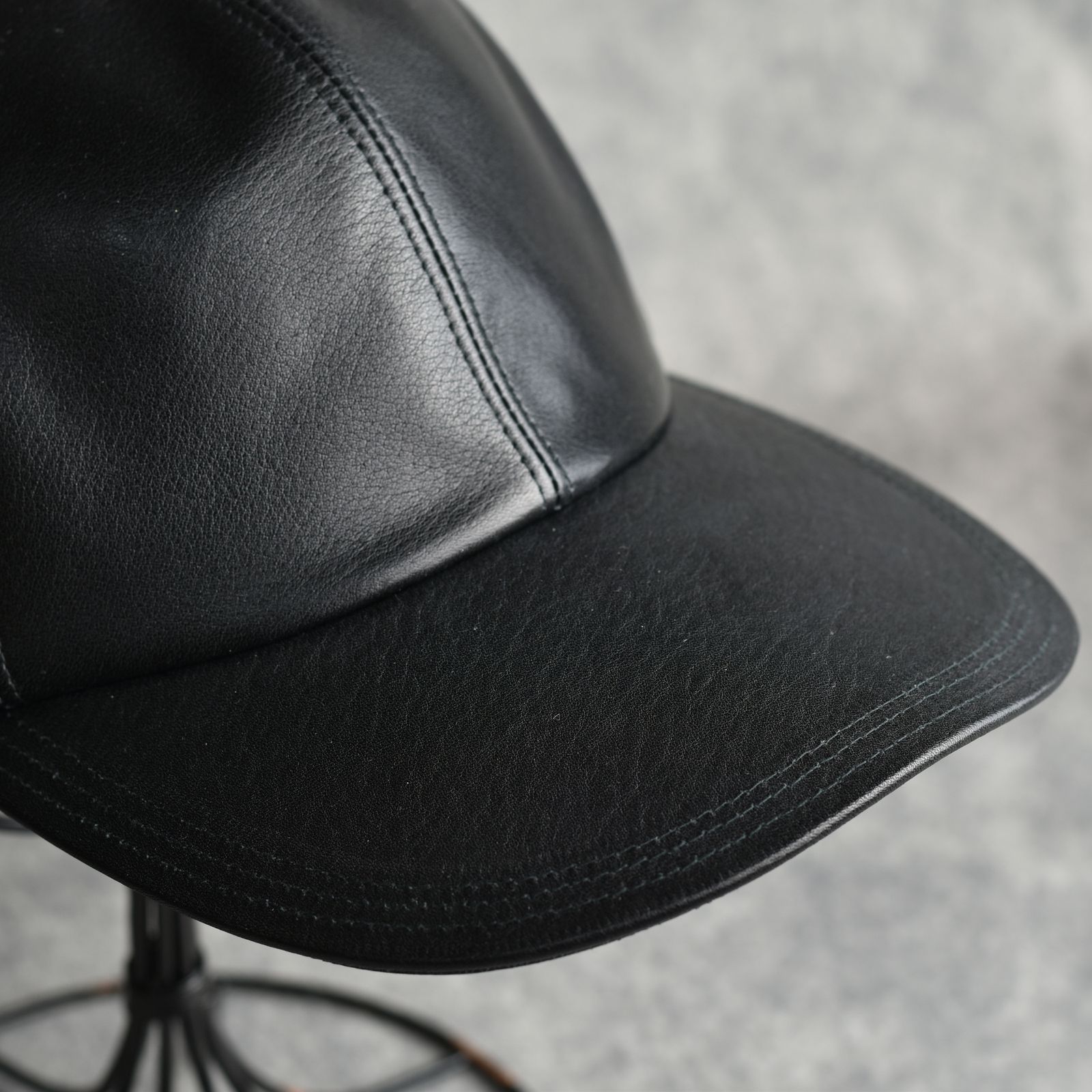 SOLARIS&CO. - Steerhide Curved Visor Cap 