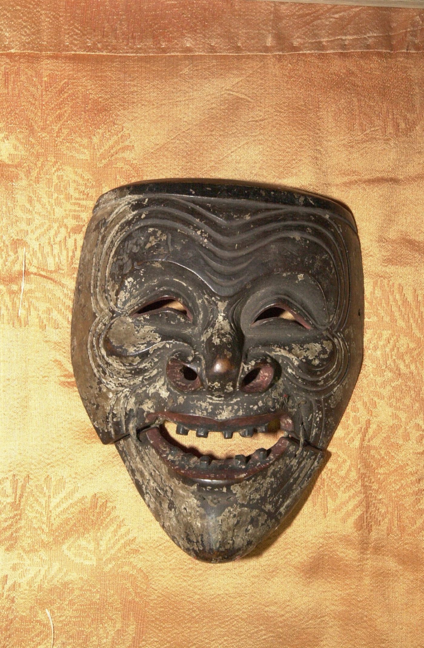 新潟県指定 有形文化財：能面翁（白色尉・黒色尉） - 新潟県佐渡市公式