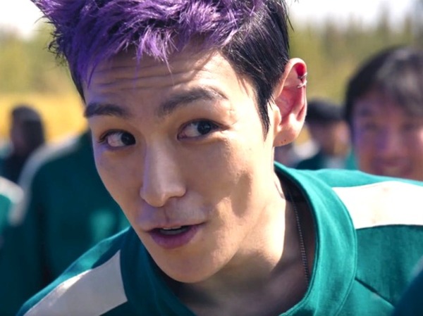 酷評と非難は続く『イカゲーム2』出演中のT.O.P、インタビュー日が決定