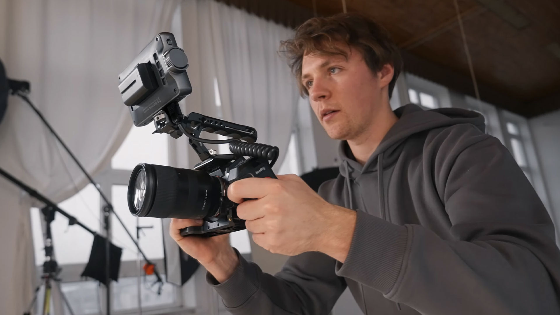 Viltrox が5.5型1200nitsのオンカメラモニター「Viltrox DC-550」を