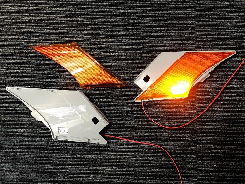 プリウスαヘッドライトUS仕様化：GALLERY｜ヘッドライトカスタム