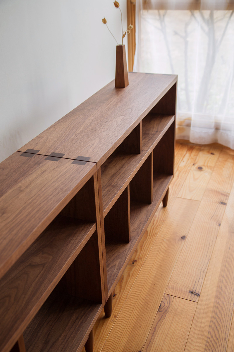 C-403 ウォールナットのブックシェルフ 家具工房クラポ