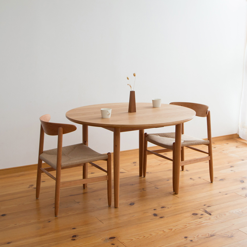 チェリーのラウンドテーブル5248納品事例・T-203 家具工房クラポ