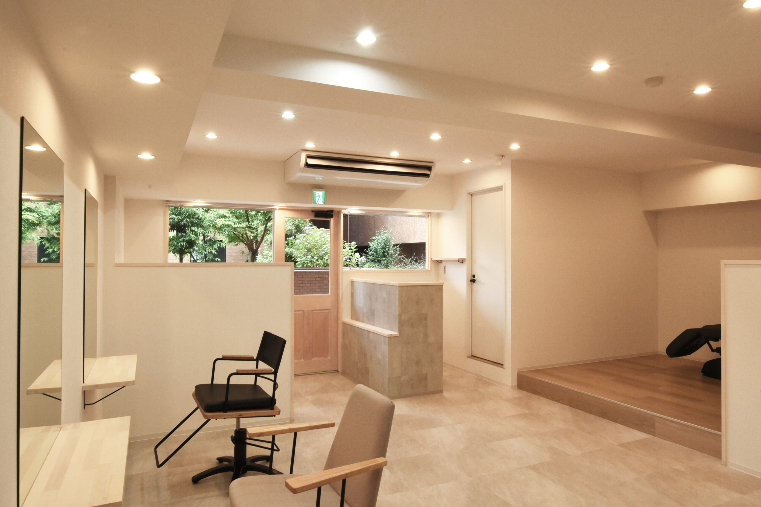 理美容室内装900件超の実績！兵庫・大阪で開業支援 Crea