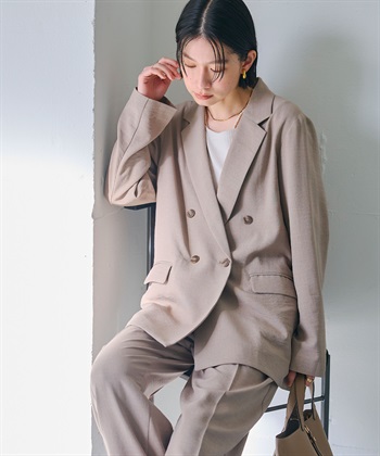 シワになりにくい》サマナチュラ リネンライクテーラードジャケット