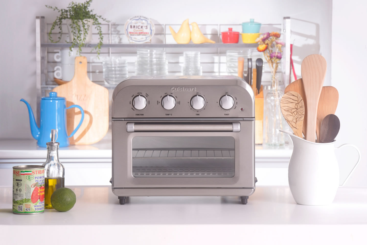 大型ファンを搭載したクイジナートのオーブントースター「エアフライ