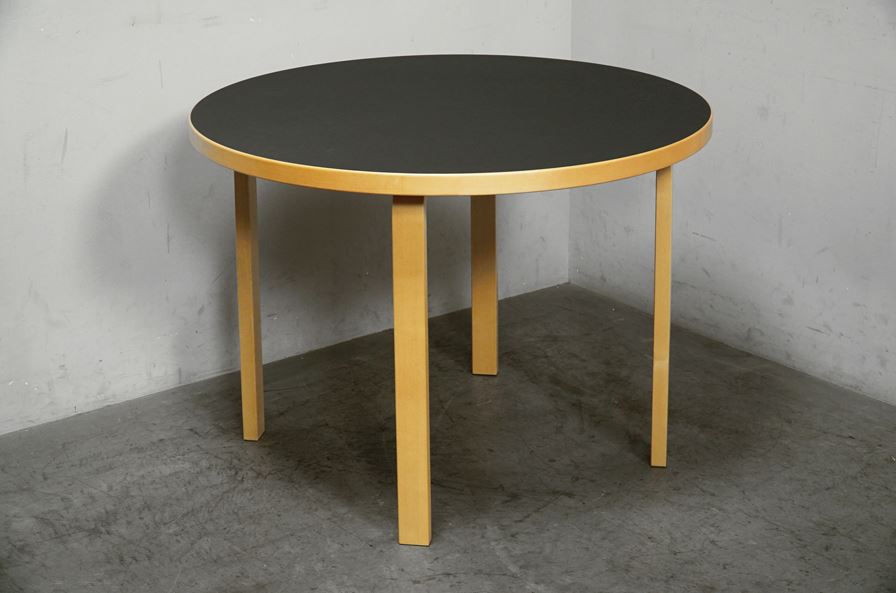 artek(アルテック)出張買取-アドア東京-ダイニングテーブル「TABLE 90A