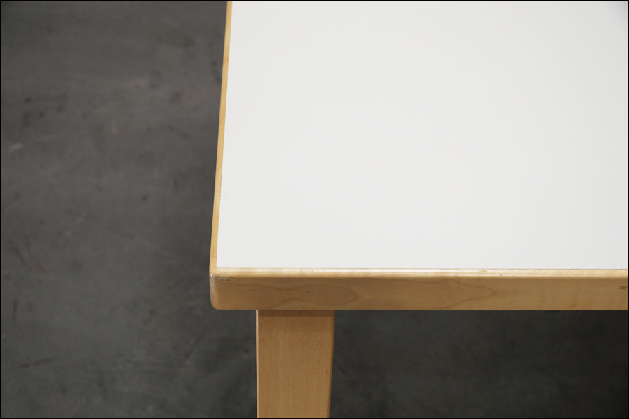 artek(アルテック) 81B TABLE (81B ダイニングテーブル) アルヴァ