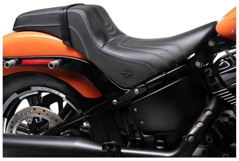 SWITCHBACK Uステッチ シート - Harley Davidson | アンバーピース