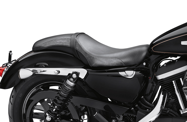 バッドランダー・カスタムシート - Harley Davidson | アンバーピース