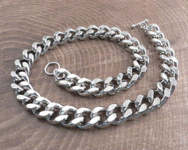 Monster Leash Necklace Toggle Clasp | AMiGAZ Attitude Approved