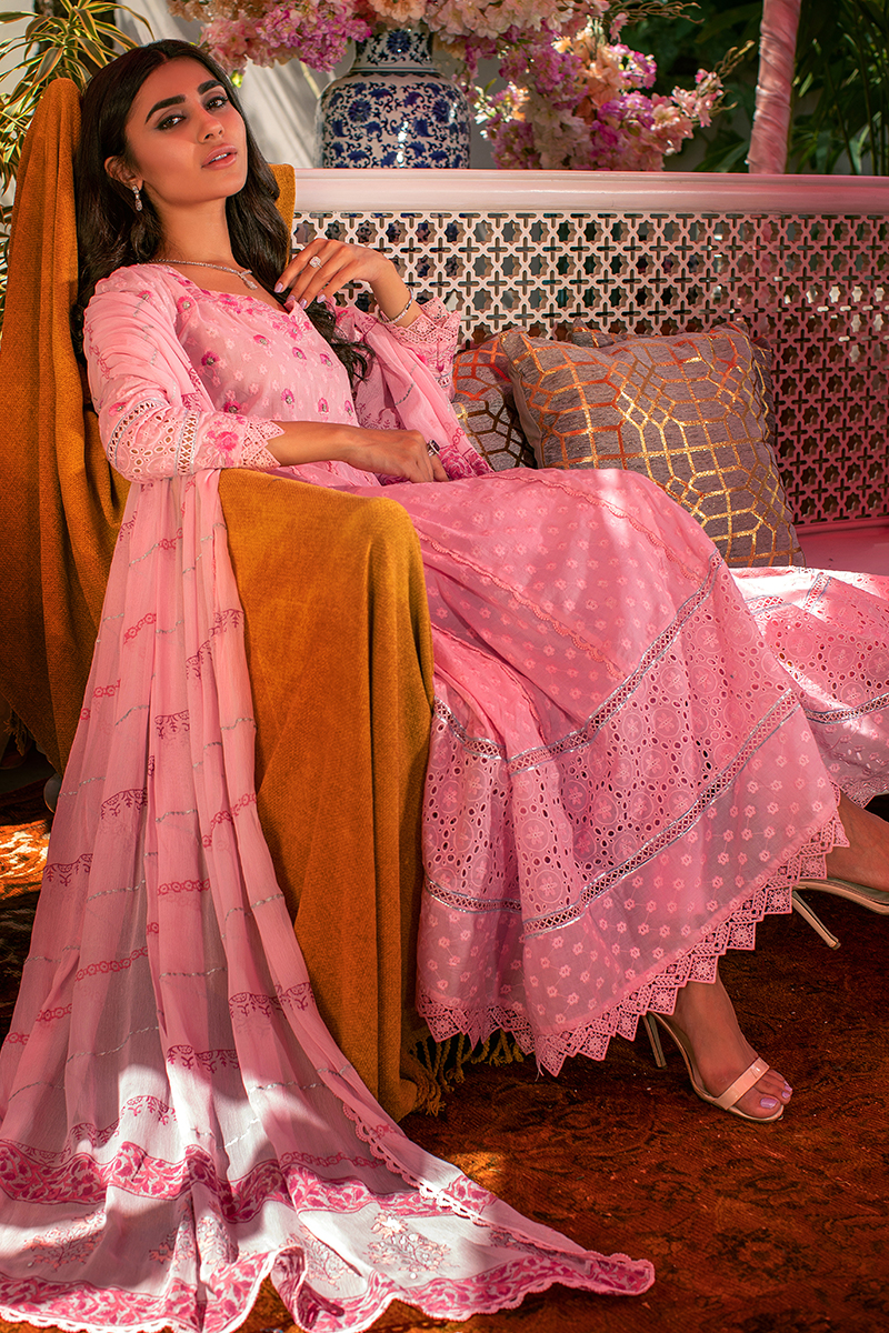 Ansab Jahangir Studio - Famaya