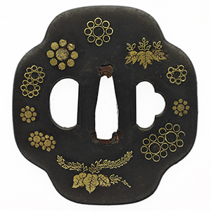 志】K1956 鍔 梅花透かし 時代物 刀鍔 日本刀装具 目貫 縁頭 つば 鐔