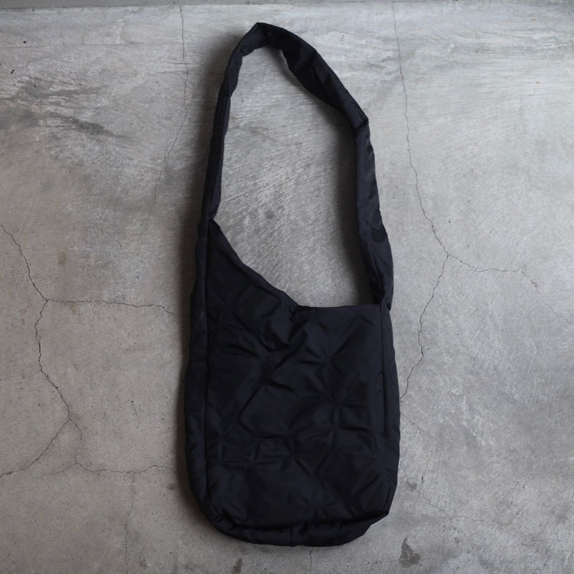ryaw - 【残りわずか】Leaf Vein Mini Bag(NYLON) | ACRMTSM ONLINE STORE