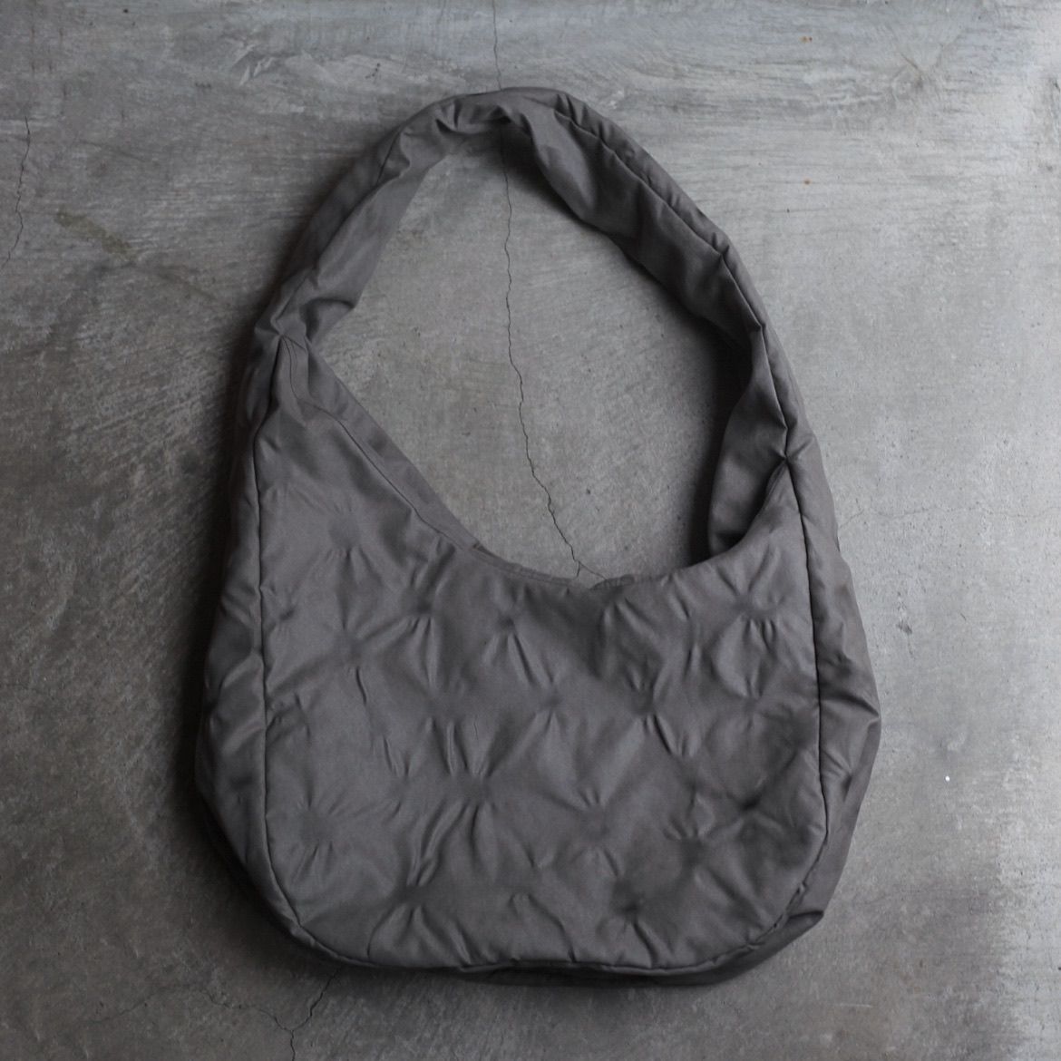 ryaw - 【残りわずか】All Leaf Vein Bag(SUEDE) | ACRMTSM ONLINE STORE