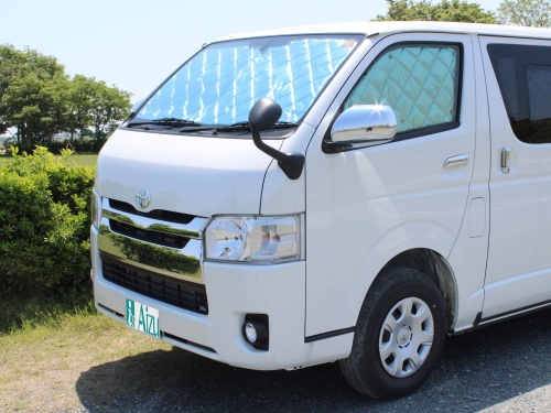 マルチシェード|アイズの高断熱サンシェード|ハイエース 200系 4型・5