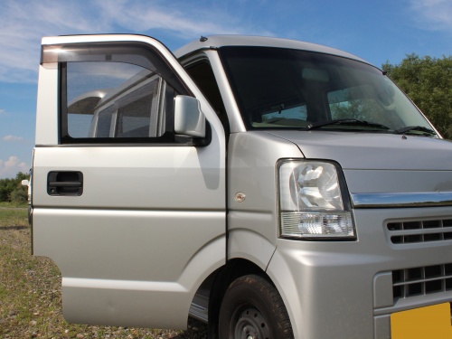 ウィンドーバグネット|アイズの車用網戸|エブリイバン DA64V|株式会社