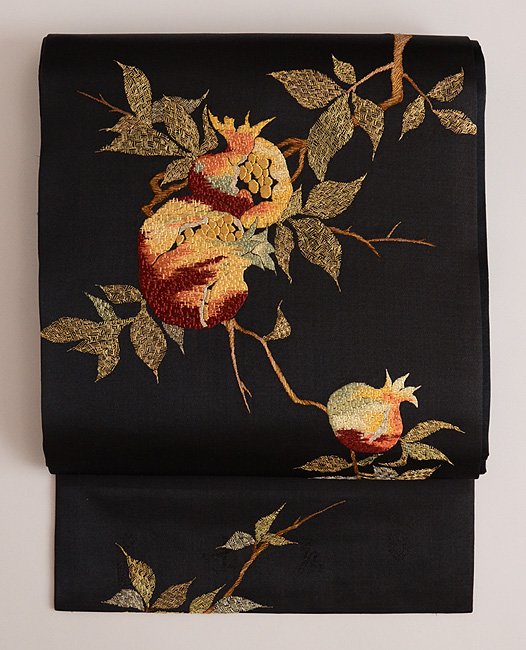 ざくろの刺繍名古屋帯