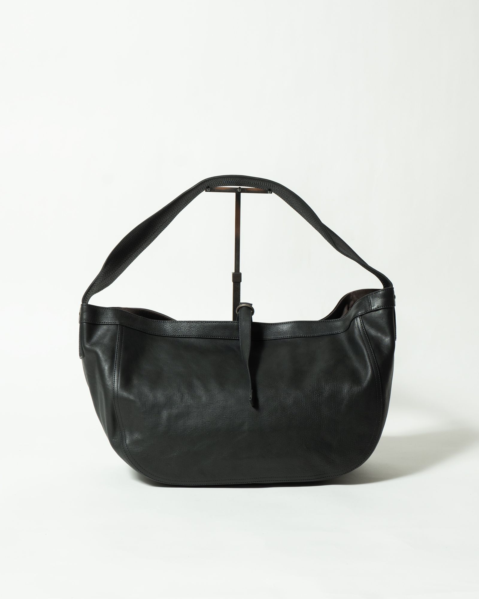 T.T - Lot.004 Newsboy Bag Horse Leather Black - TAIGA TAKAHASHI