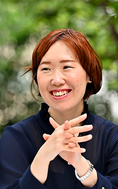 かあさんのせなか）長田育恵さん 未来信じ放っておいてくれた：朝日新聞