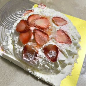 崩れたクリスマスケーキから1年 今年も同じチームで 高島屋の思い